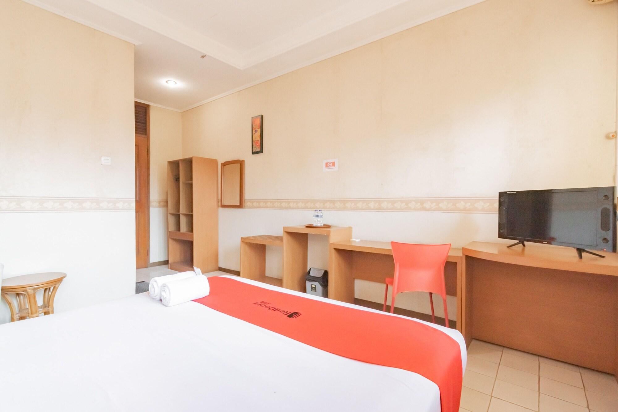Reddoorz Plus @ Sukamulya Pasteur 2 Bandung Ngoại thất bức ảnh