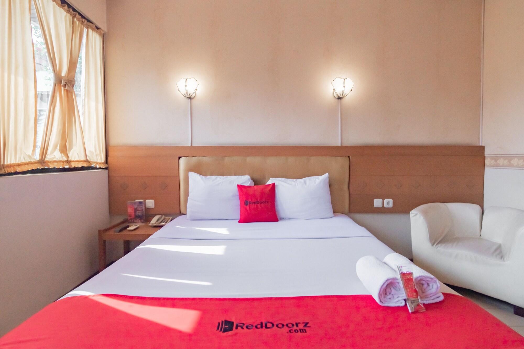 Reddoorz Plus @ Sukamulya Pasteur 2 Bandung Ngoại thất bức ảnh